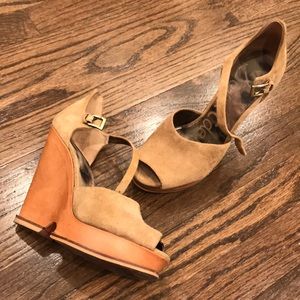 Sam Edelman tan platform shoe / wedge